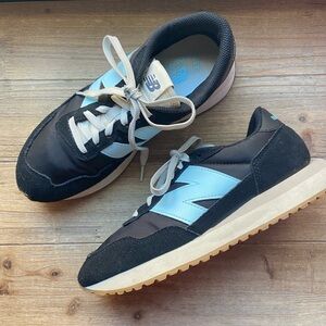 New Balance 237 Women's Black and Light Blue Retro Sneakers